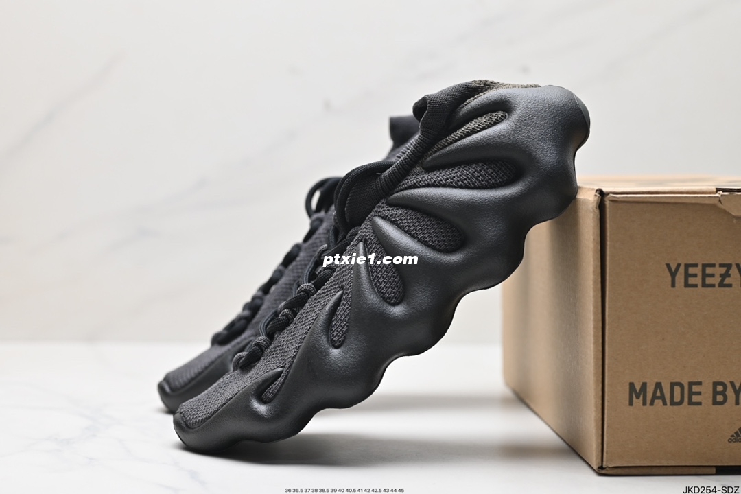 Corporate level✅Adidas adidas Yeezy 450 Kanye West and Justin Bieber's same style woven socks shoes This series is matched with an exaggerated sawtooth midsole design. The unique upturned structure is very consistent with the nickname given to him by vari