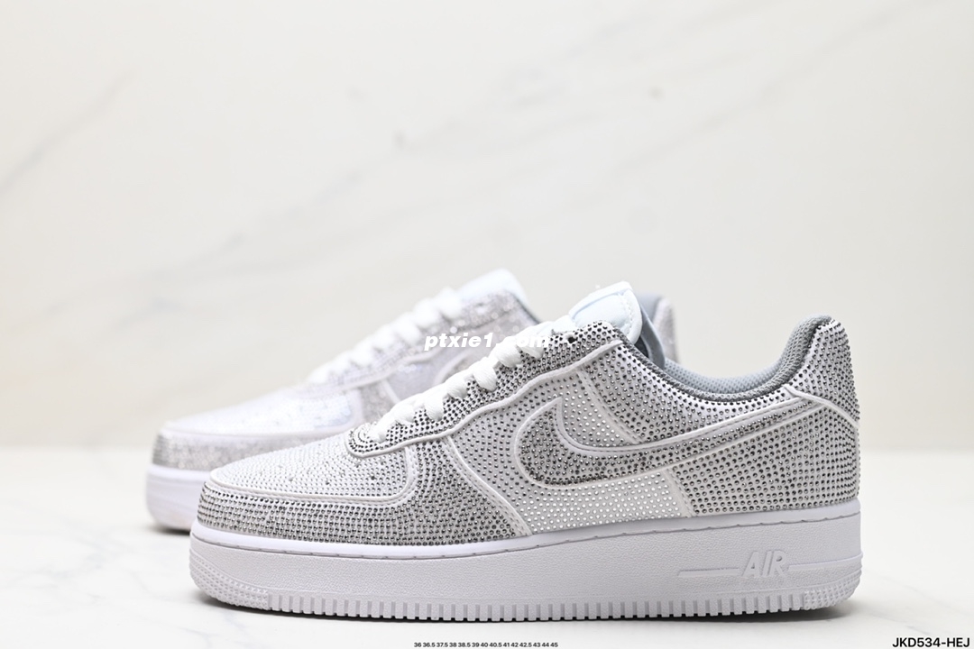 公司级✅Nike Air Force 1 Low 07原楦头原纸板 打造纯正低帮空军版型 专注外贸渠道 全掌内置蜂窝气垫  原盒配件 原厂中底钢印、拉帮完美    货号:HF0729-002 Size:36 36.5 37.5 38 38.5 39 40 40.5 41 42 42.5 43 44 45