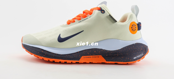 耐克Nike ReactX Infiniity RUN 4 Gore-Tex纯原版本米黄黑橙机能跑鞋 莆田复刻鞋货源 货号：FB2204-002