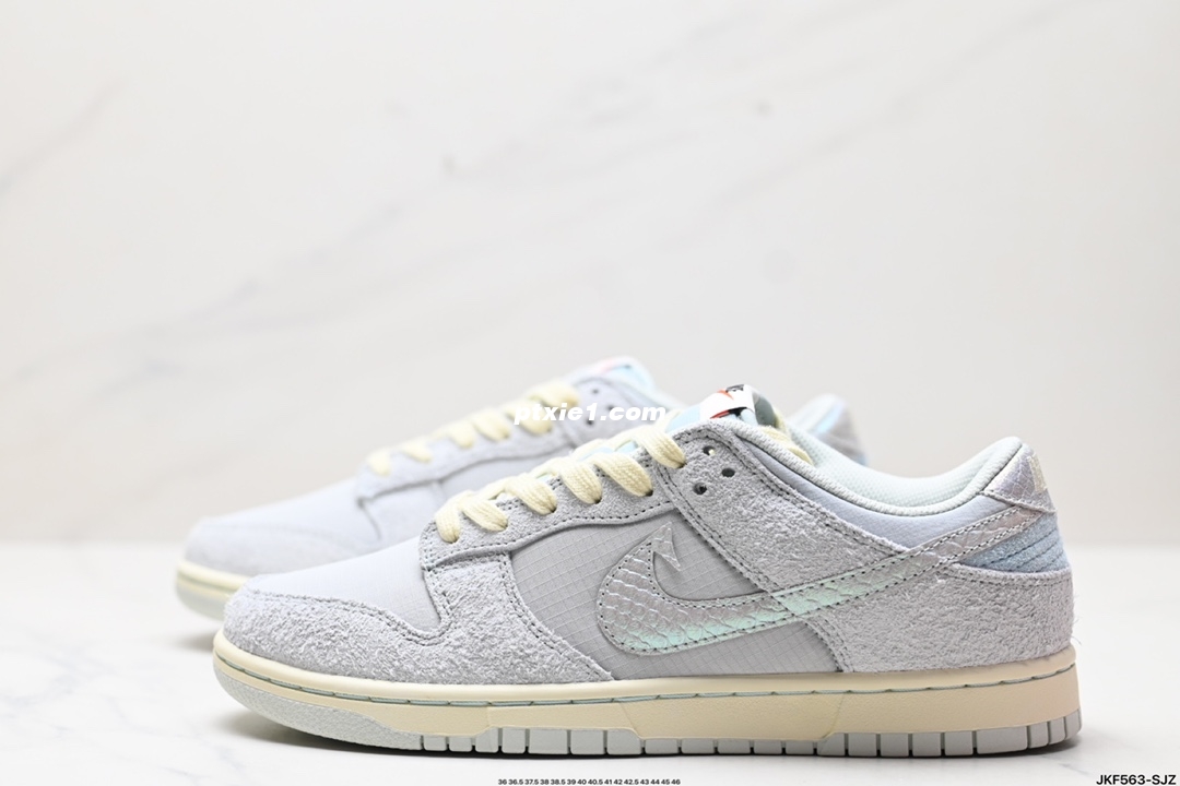 公司级✅耐克NIKE DUNK LOW 扣篮系列 复古低帮休闲运动滑板板鞋 采用脚感柔软舒适ZoomAir气垫 有效吸收滑板等极限运动在落地时带来的冲击力 为街头运动者们提供更好的保护 货号:DV7210-001 尺码:36 36.5 37.5 38 38.5 39 40 40.5 41 42 42.5 43 44 45 46